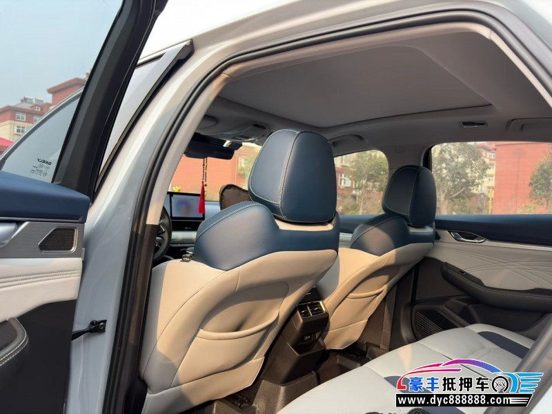 23年吉利星瑞轿车抵押车出售