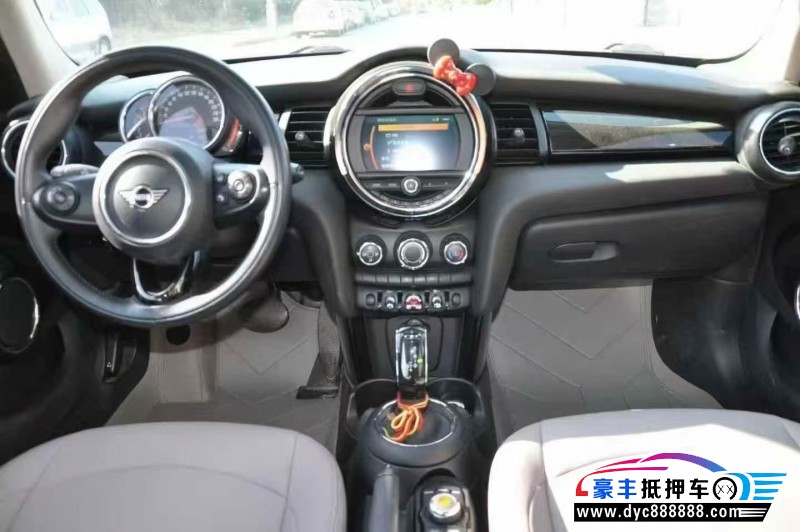 19年宝马MINI轿车抵押车出售