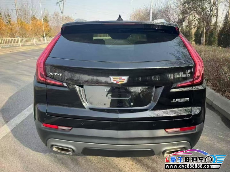 21年凯迪拉克XT4轿车抵押车出售