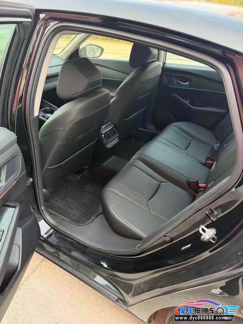 25年本田雅阁轿车抵押车出售