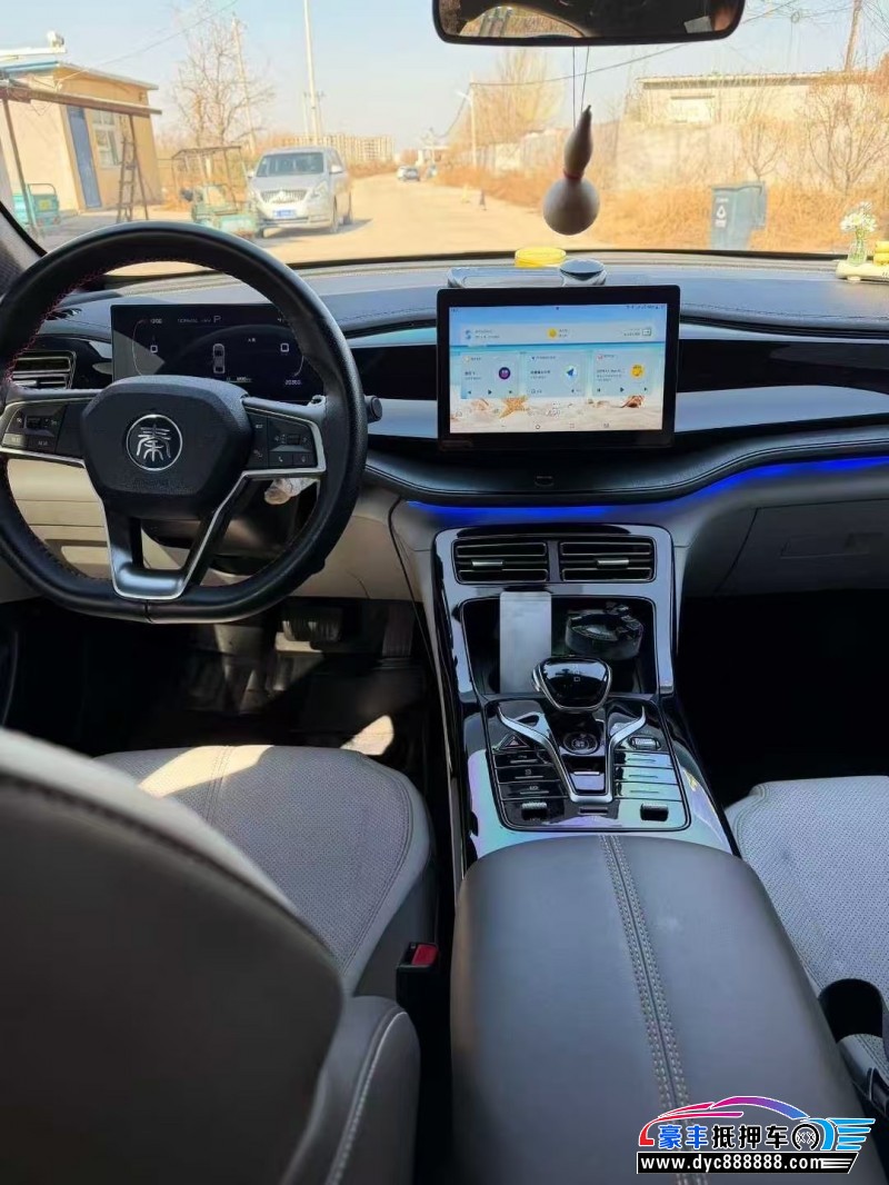 24年比亚迪秦轿车抵押车出售