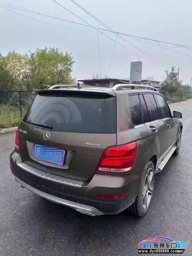 15年奔驰GLK轿车抵押车出售