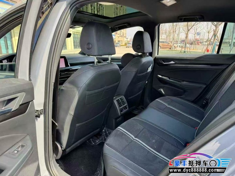 23年大众高尔夫轿车抵押车出售