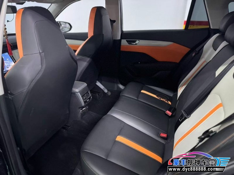 23年东风风神奕炫轿车抵押车出售