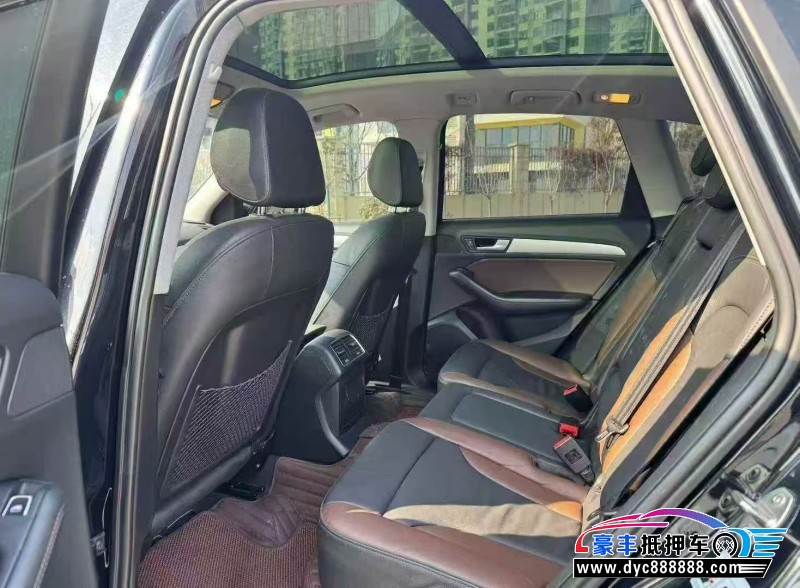 18年奥迪Q5轿车抵押车出售