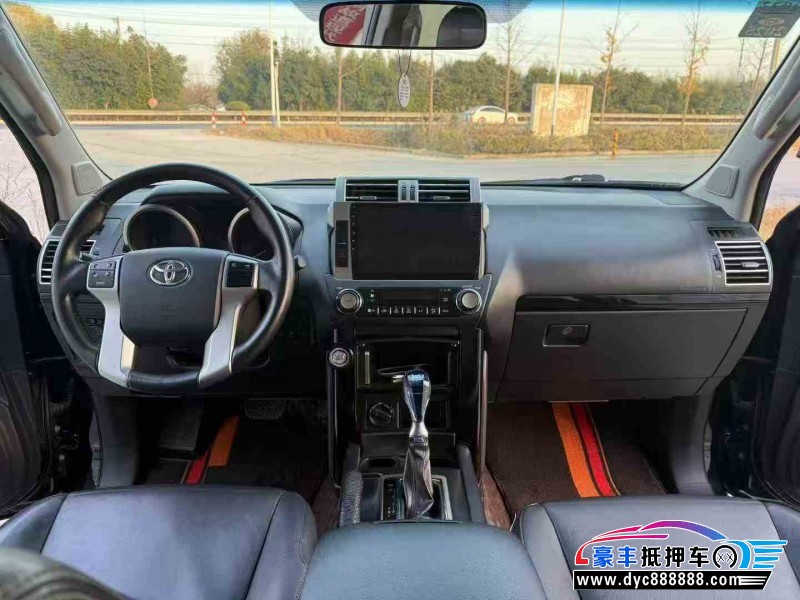 17年丰田普拉多（霸道）轿车抵押车出售