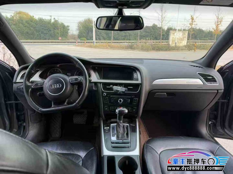 14年奥迪A4L轿车抵押车出售