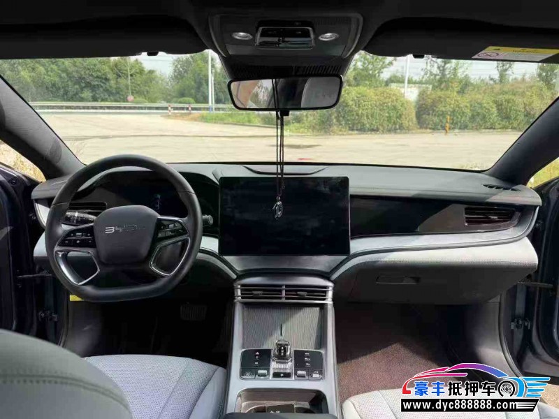 24年比亚迪海豹轿车抵押车出售