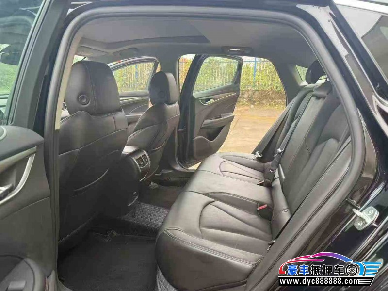 22年别克君越轿车抵押车出售