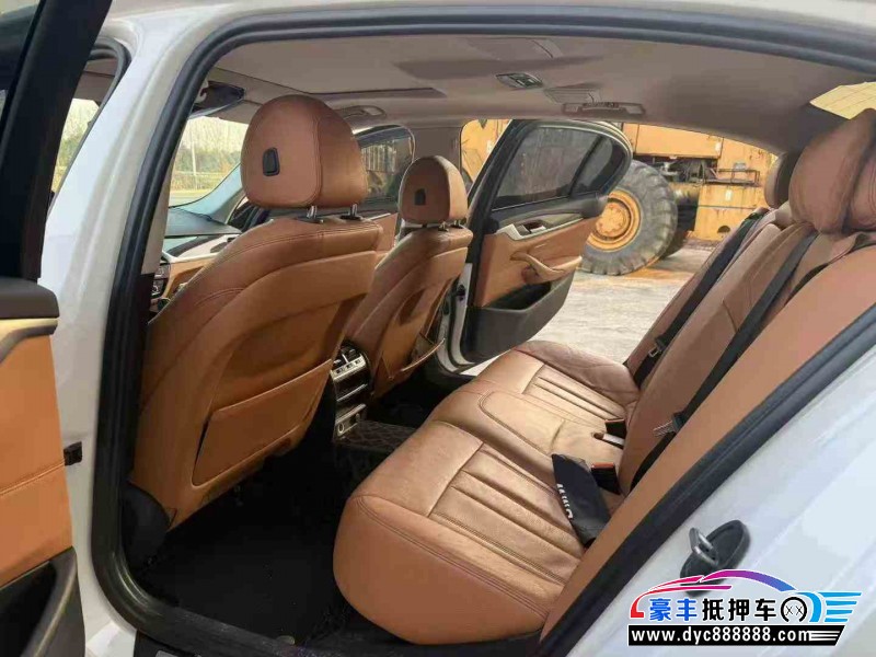 18年宝马5系轿车抵押车出售