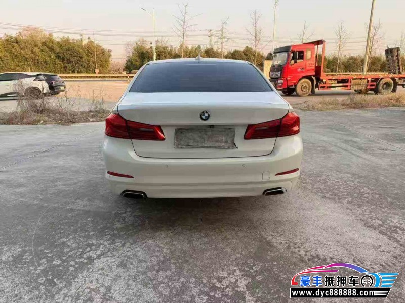 18年宝马5系轿车抵押车出售