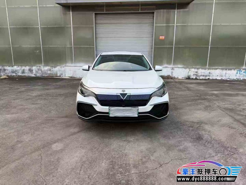 抵押车出售22年启辰D60轿车