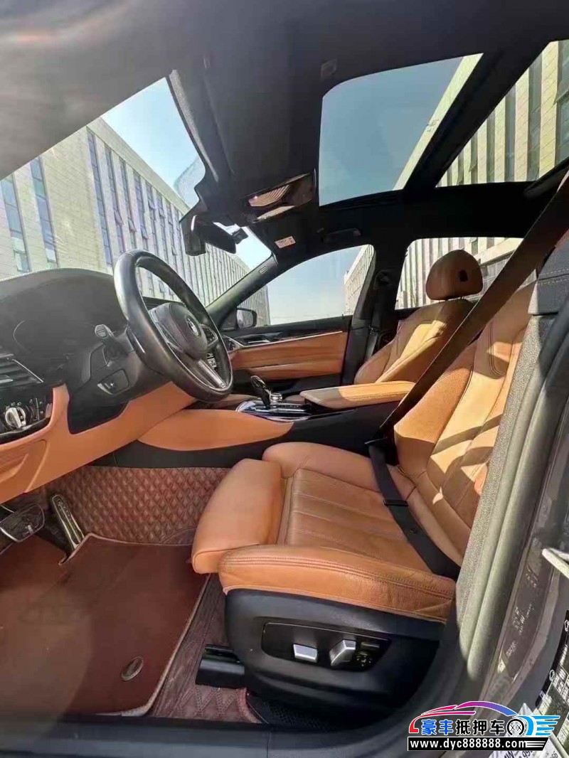 21年宝马6系轿车抵押车出售