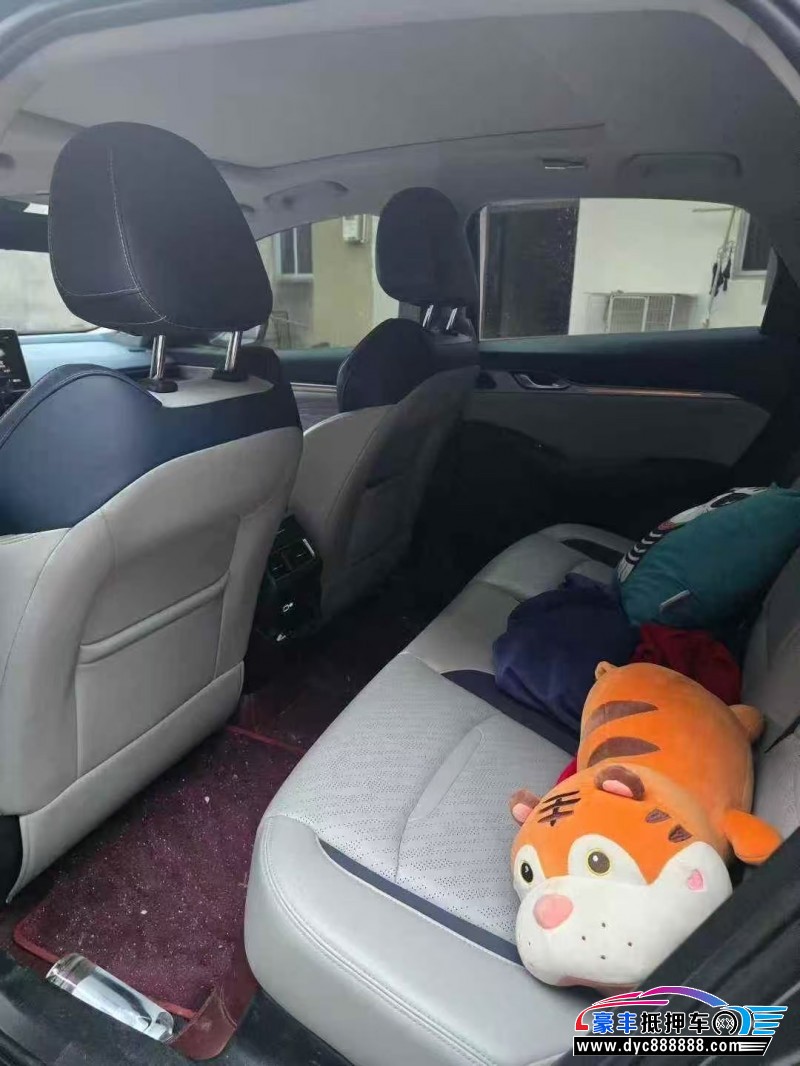 21年吉利星瑞轿车抵押车出售