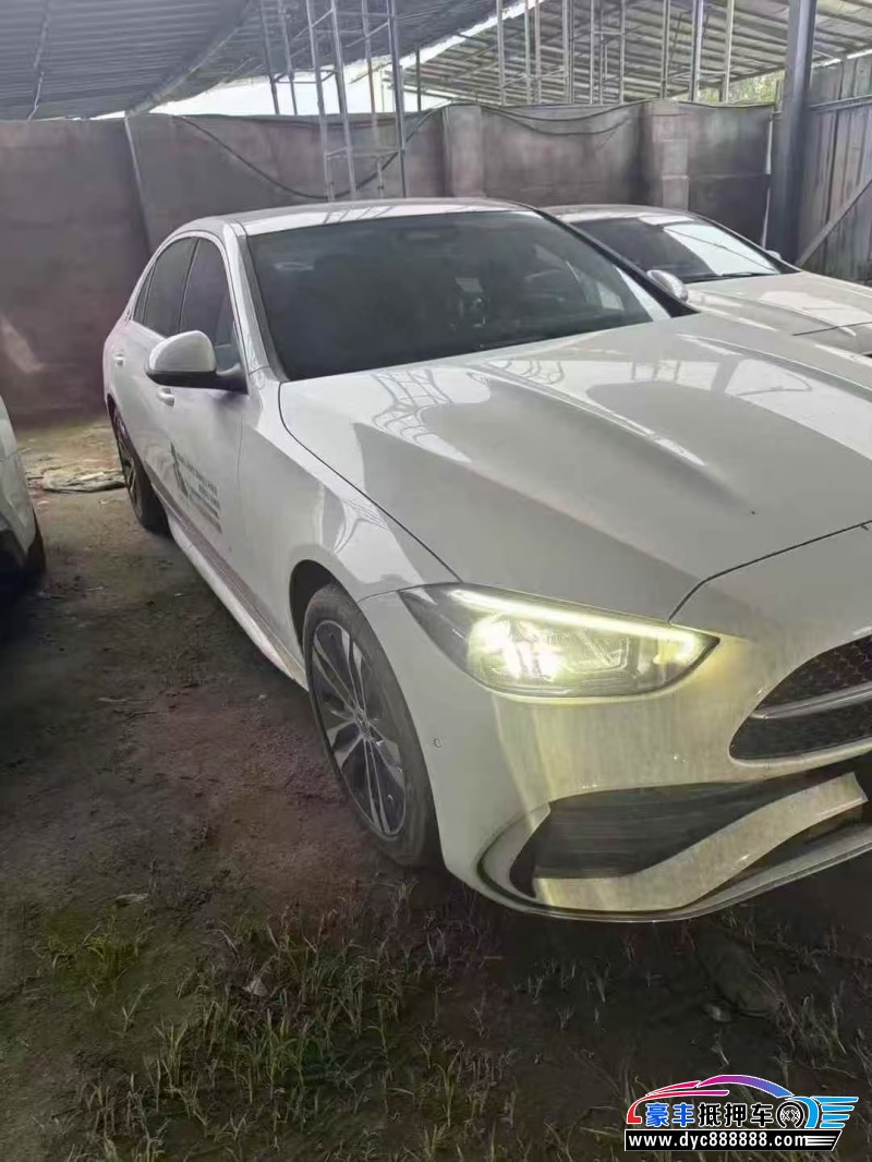 22年奔驰C轿车抵押车出售