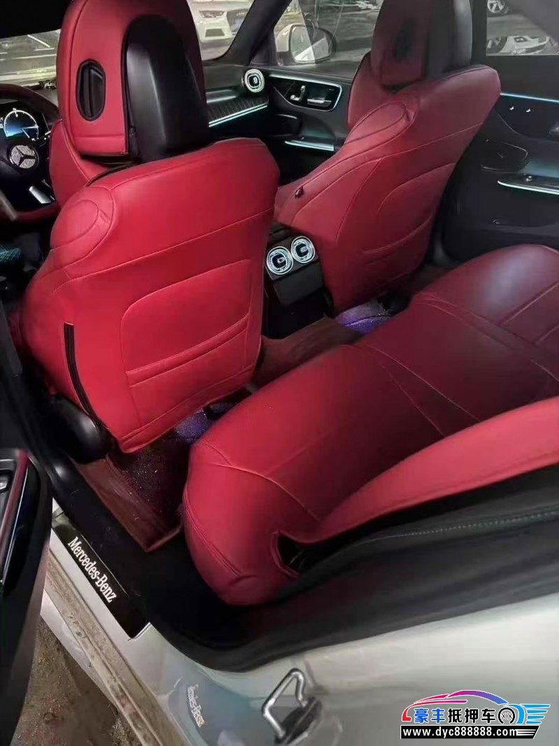 22年奔驰C轿车抵押车出售