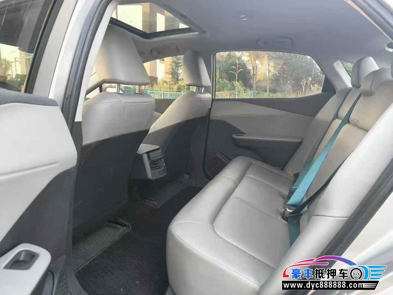 24年丰田BZ3轿车抵押车出售