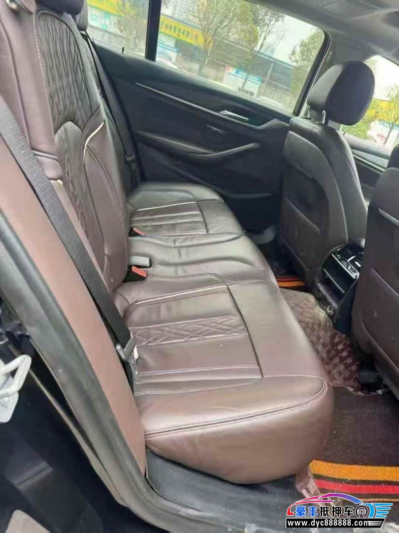 19年宝马5系轿车抵押车出售