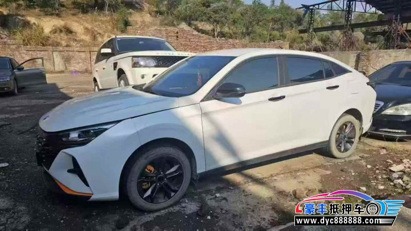 23年东风风神奕炫轿车抵押车出售