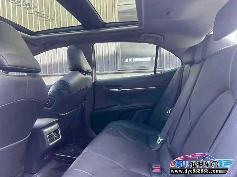 23年丰田凯美瑞轿车抵押车出售