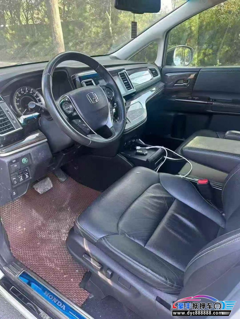 19年本田艾力绅轿车抵押车出售