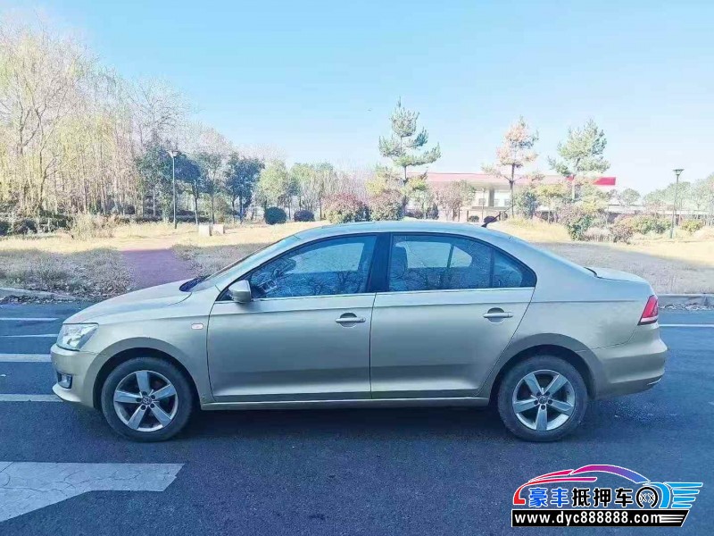 13年大众桑塔纳轿车抵押车出售