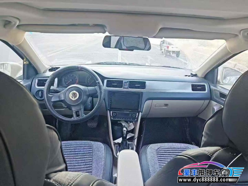 13年大众桑塔纳轿车抵押车出售