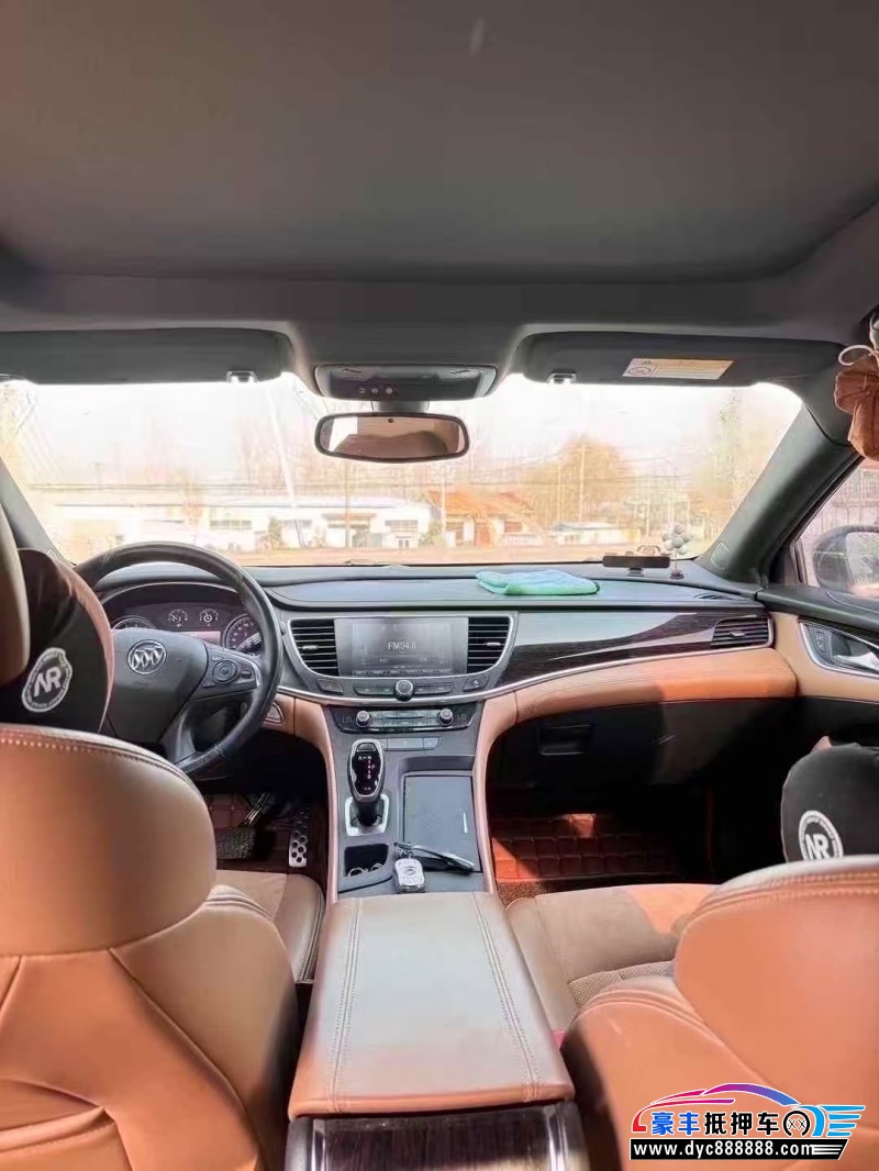 16年别克君越轿车抵押车出售