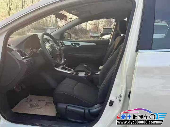 24年日产轩逸轿车抵押车出售