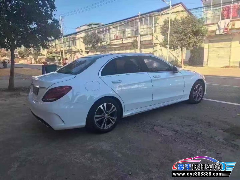 16年奔驰C轿车抵押车出售