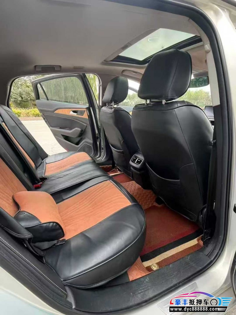 18年红旗H5轿车抵押车出售