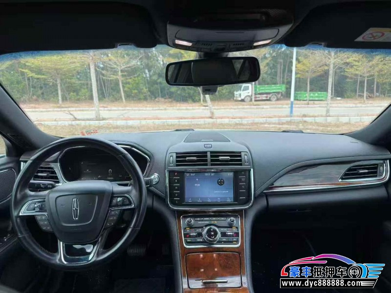 20年林肯大陆轿车抵押车出售