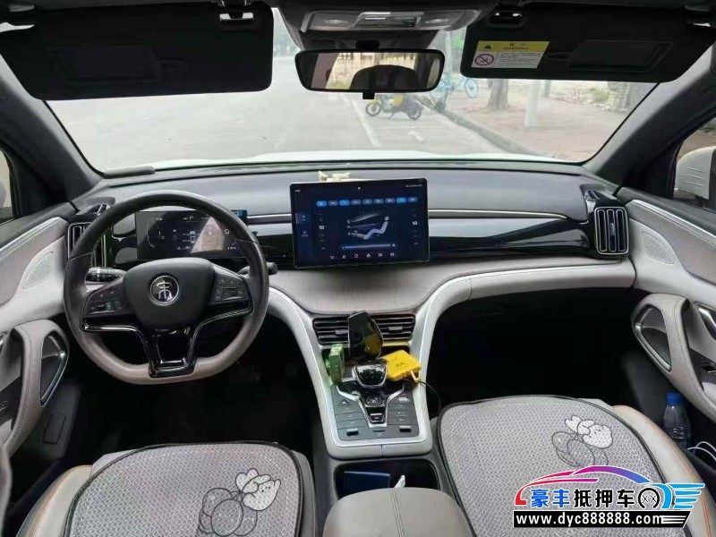 24年比亚迪宋轿车抵押车出售