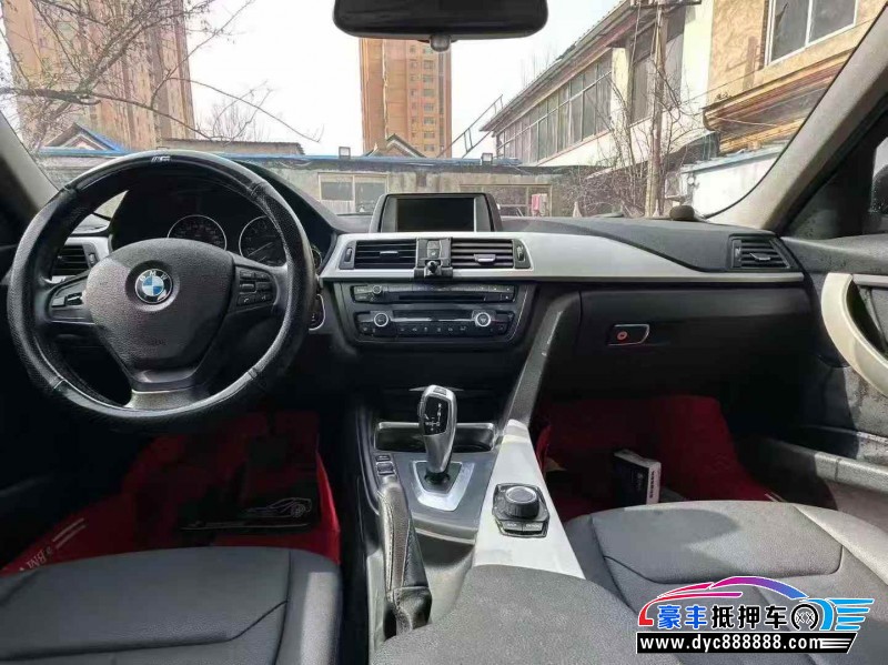 15年宝马3系轿车抵押车出售