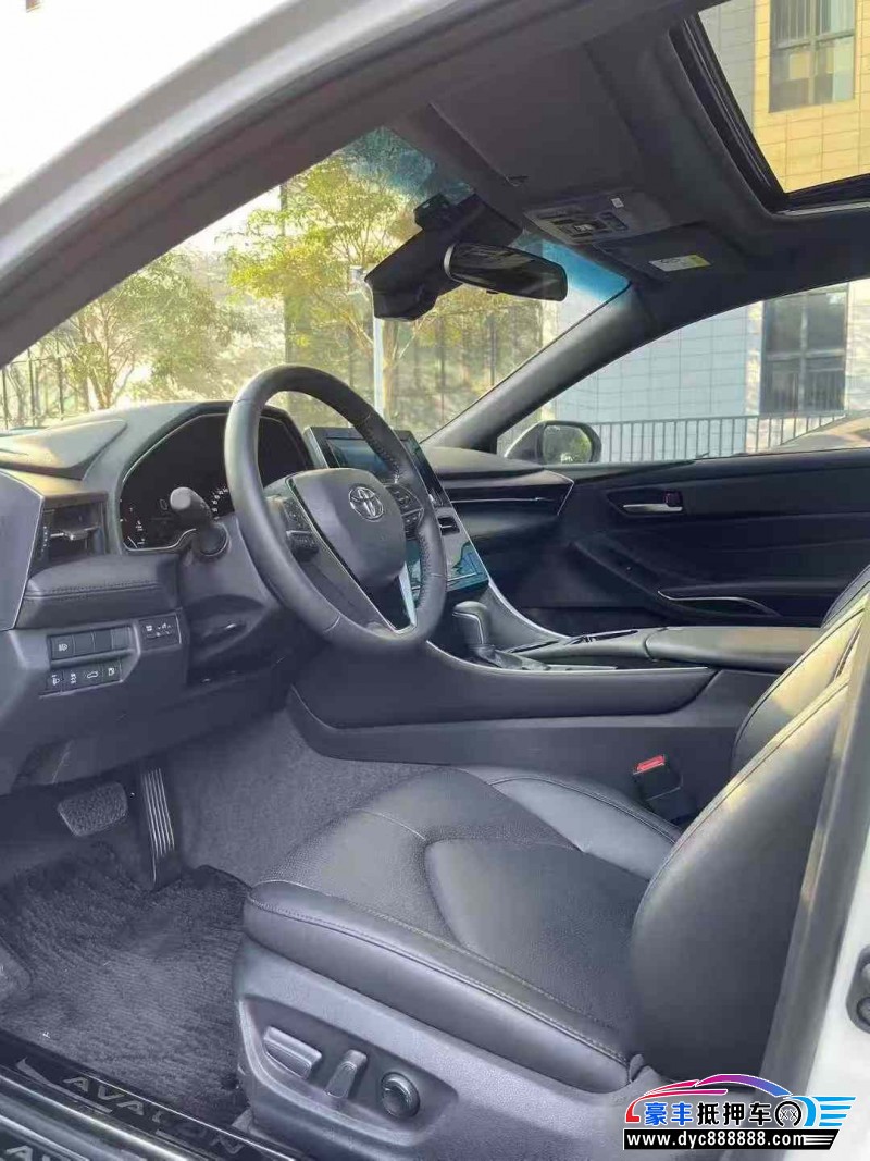 24年丰田亚洲龙轿车抵押车出售