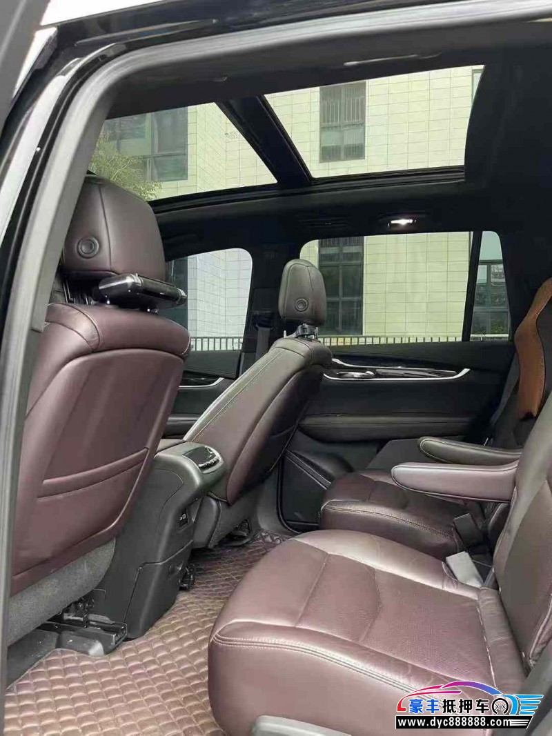 19年凯迪拉克xt6轿车抵押车出售