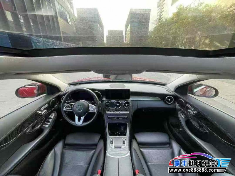 19年奔驰C轿车抵押车出售