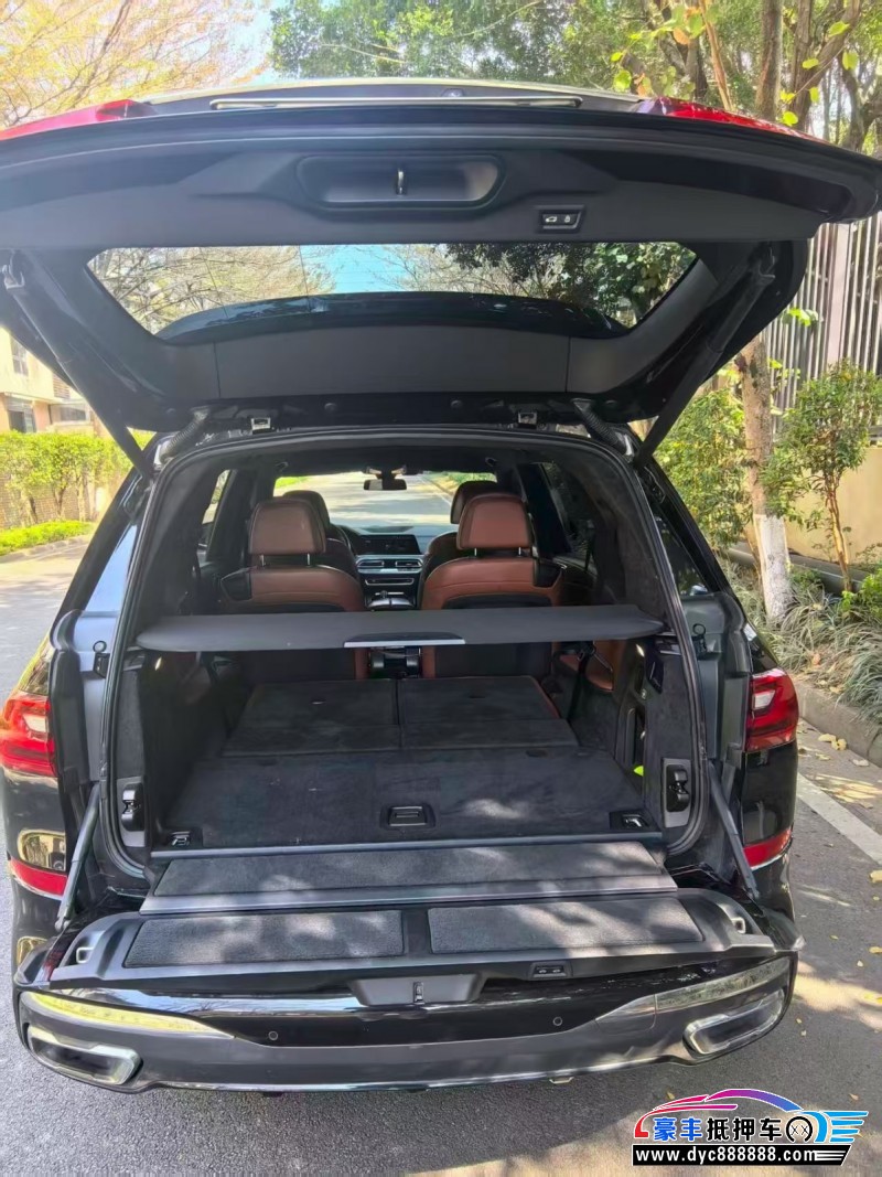 20年宝马X7轿车抵押车出售