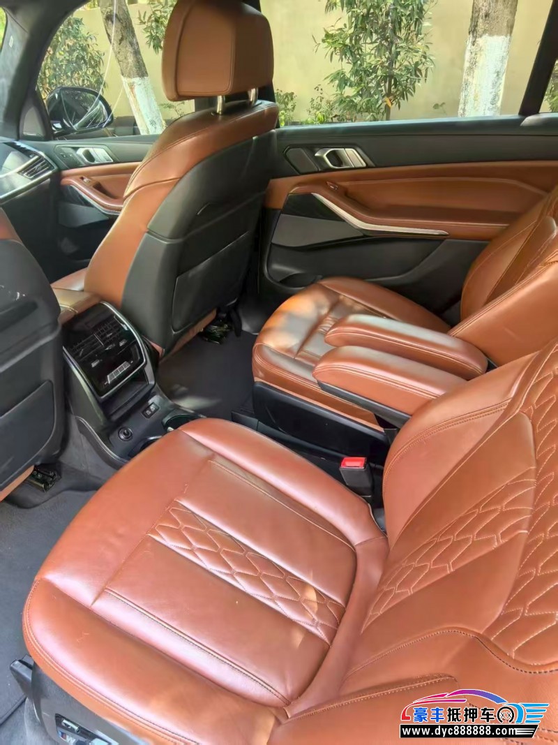 20年宝马X7轿车抵押车出售