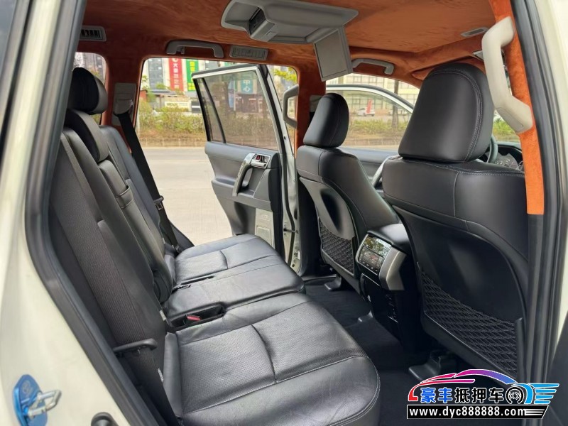 18年丰田普拉多（霸道）轿车抵押车出售