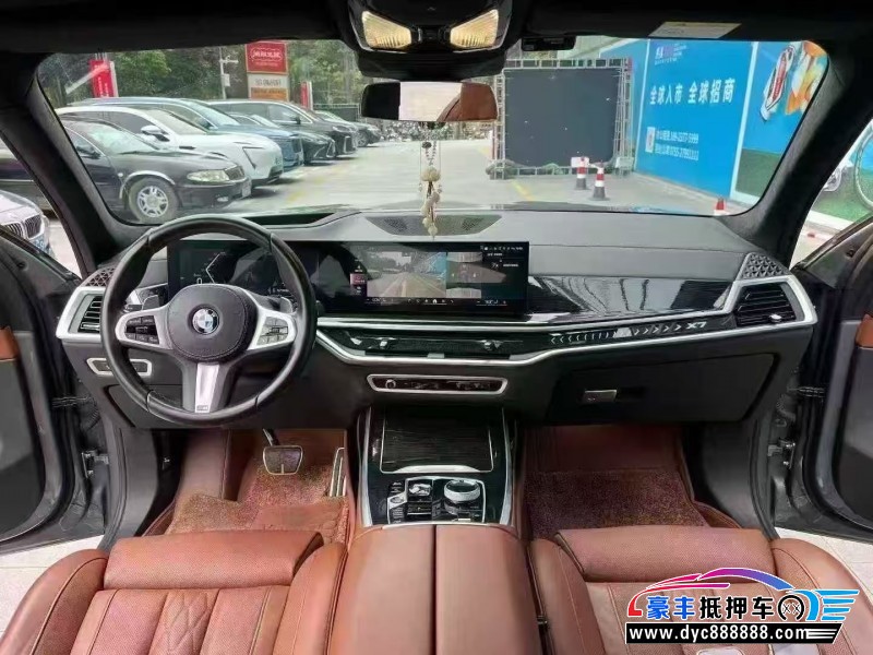 24年宝马X7轿车抵押车出售