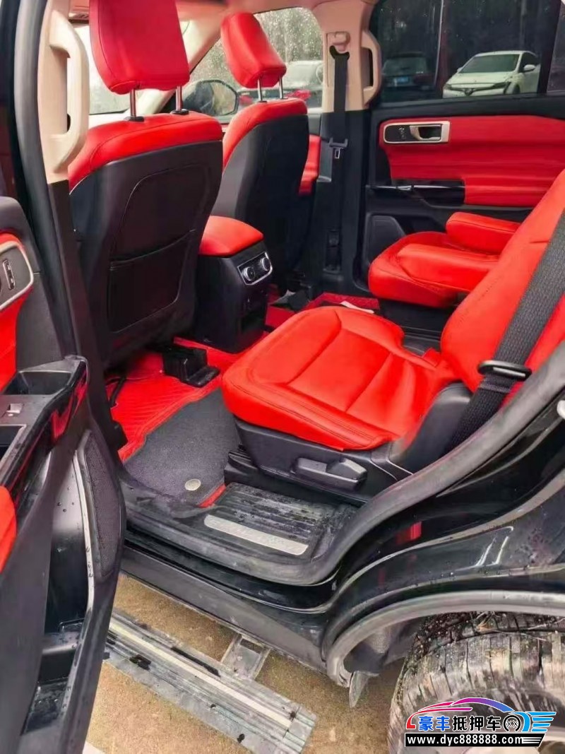 21年福特探险者轿车抵押车出售