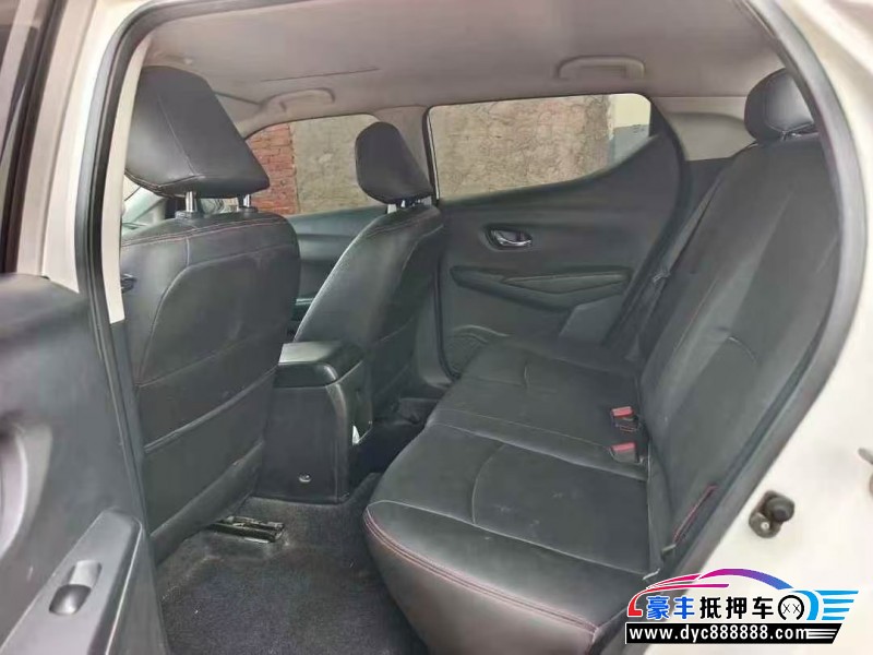 19年日产蓝鸟轿车抵押车出售