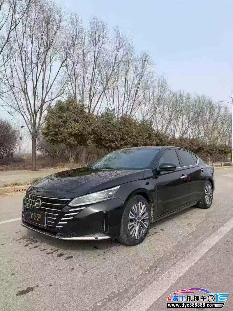 23年日产天籁轿车抵押车出售