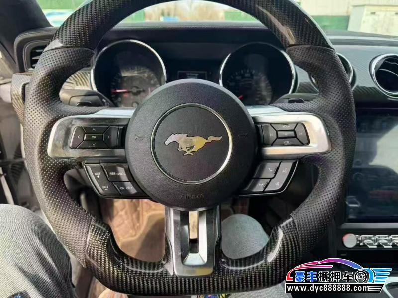 17年福特野马轿车抵押车出售