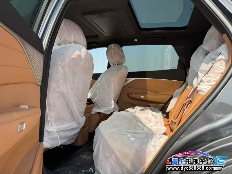 26年东风风神L7轿车抵押车出售