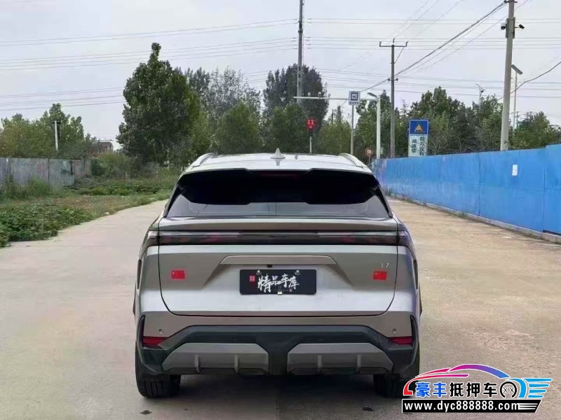 23年吉利银河轿车抵押车出售