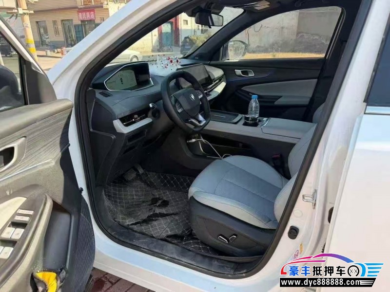 25年长安长安CS55轿车抵押车出售