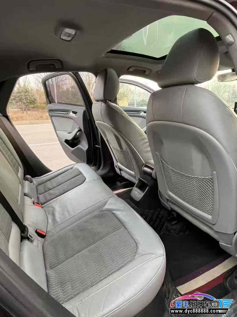 18年奥迪A3轿车抵押车出售