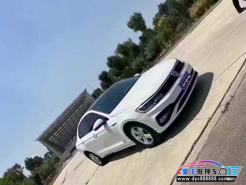 20年大众凌渡轿车抵押车出售